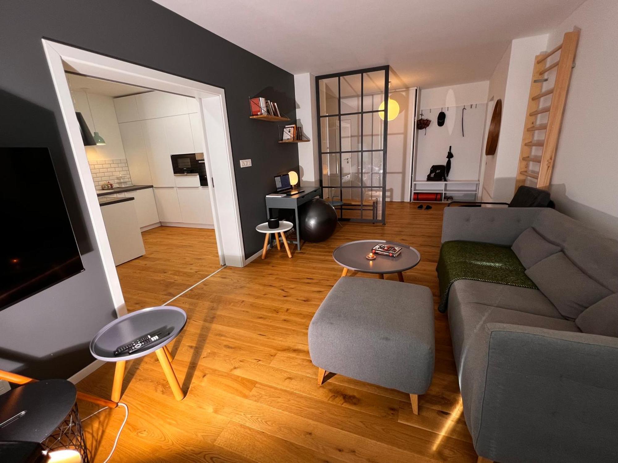Orient Express Paris-Pressburg By Zazi Apartment ภายนอก รูปภาพ