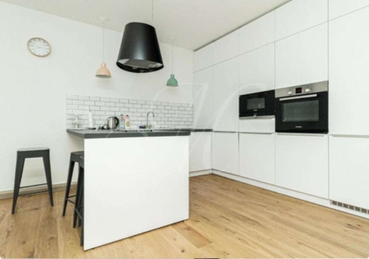 Orient Express Paris-Pressburg By Zazi Apartment ภายนอก รูปภาพ
